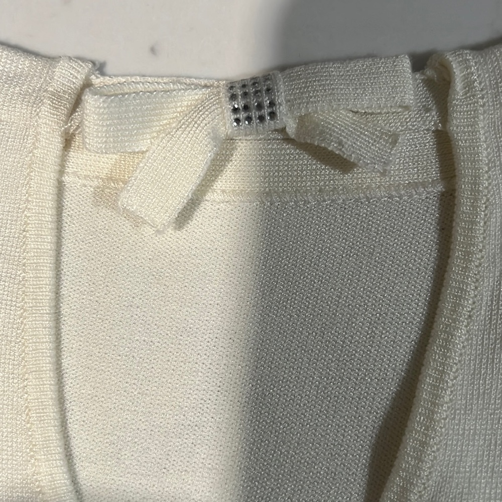 White House Black Market WHBM Ivory Sweater XS NWT